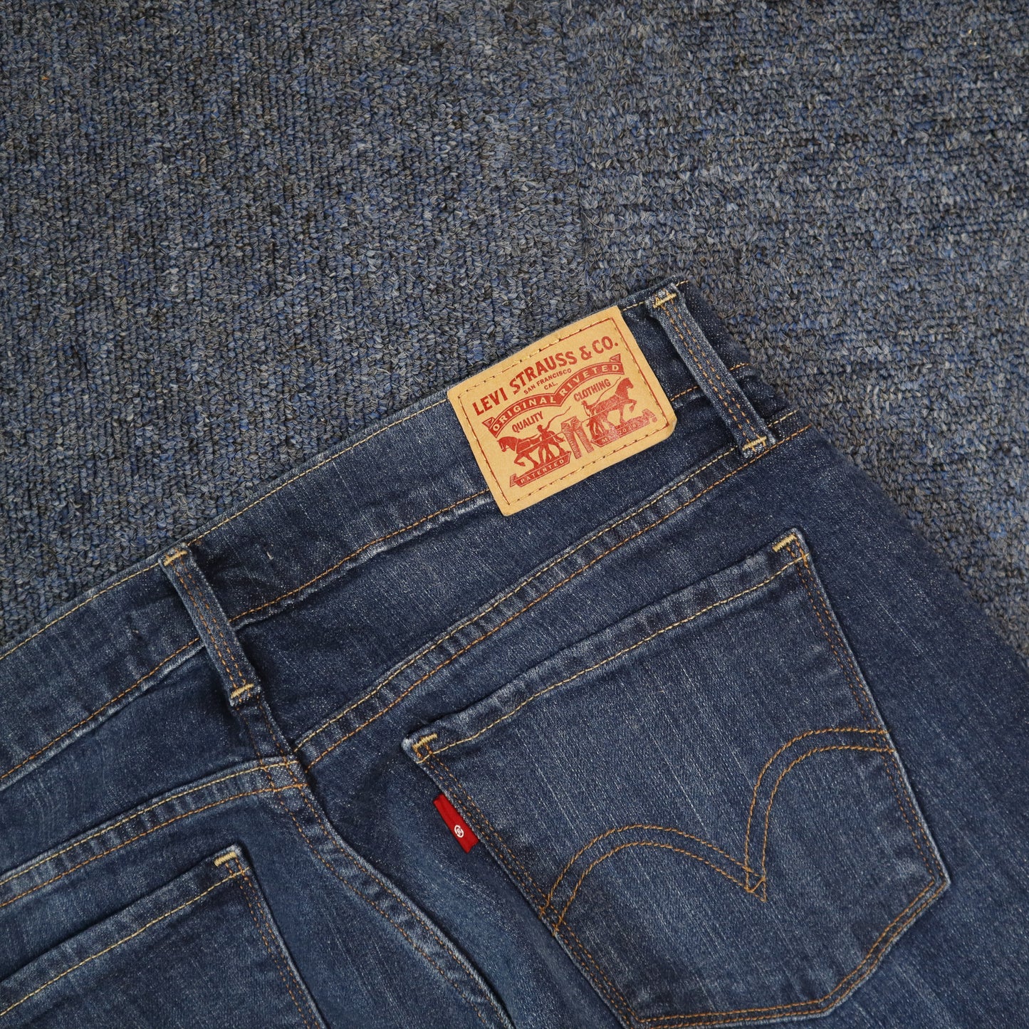 Levi's 505 Straight Cut Jeans